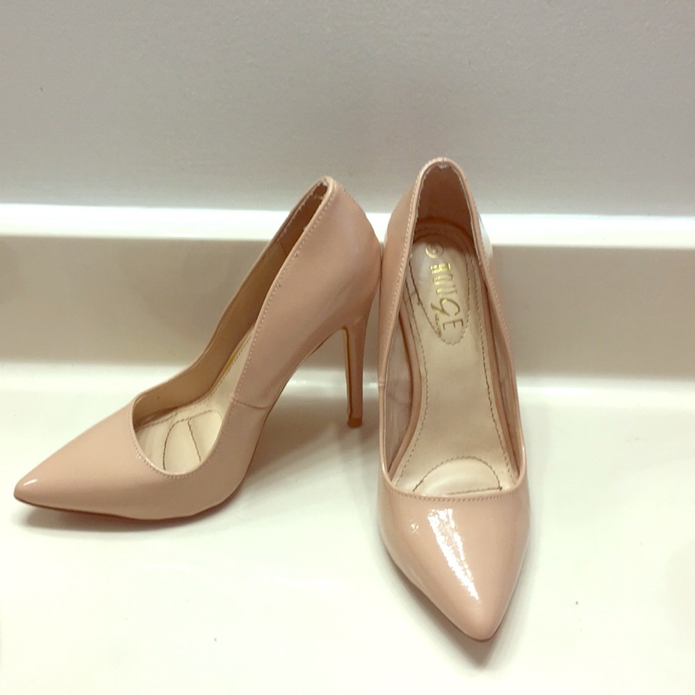 Rouge Helium Nude Heels